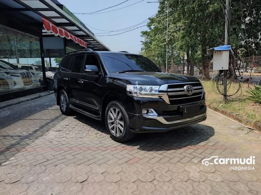 2019 Toyota Land Cruiser VX-R SUV