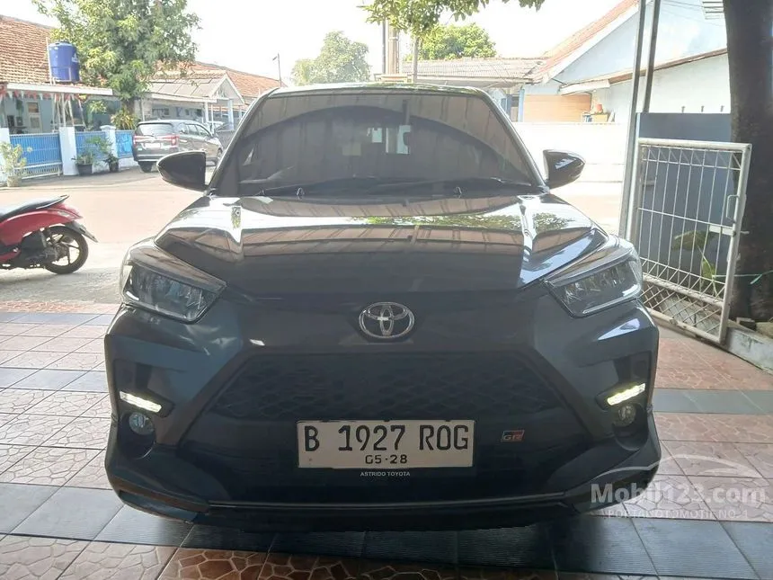 Jual Mobil Toyota Raize 2023 GR Sport TSS 1.0 di Banten Automatic Wagon Abu