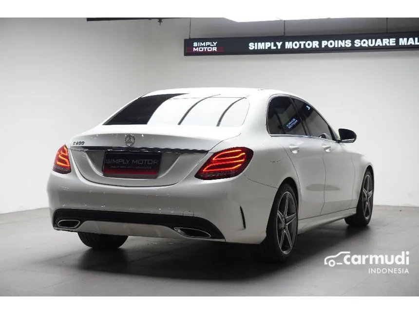 2018 Mercedes-Benz C200 AMG Line Sedan