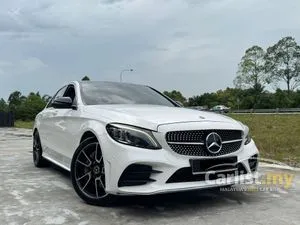 2018 Mercedes-Benz C300 2.0 AMG Line Sedan