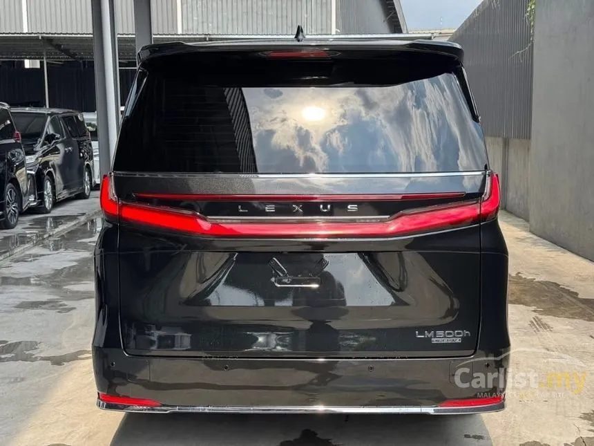 2024 Lexus LM 500h 4 Seater MPV