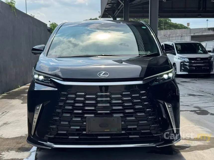 2024 Lexus LM 500h 4 Seater MPV