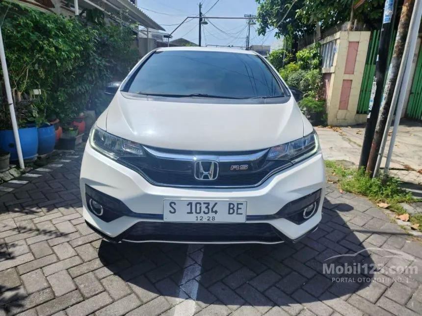 Jual Mobil Honda Jazz 2018 RS 1.5 di Jawa Timur Automatic Hatchback Putih Rp 235.000.000