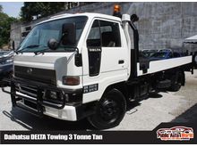 Daihatsu Delta Towing Machine 3 Tonne Lorry 3700cc Carrier 4 Wheel Suit TOW