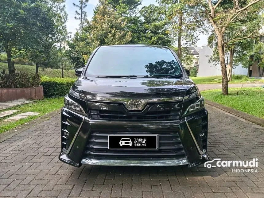 2019 Toyota Voxy MPV