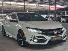 2016 Honda Civic 1.5 TC-P Sedan #### GREAT DEAL #### BODYKIT / KEYLESS PUSH START / FULL LEATHER SEATS / E/SEATS / E/HAND BRAKE