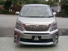 2013 Toyota Vellfire 2.4 Z MPV