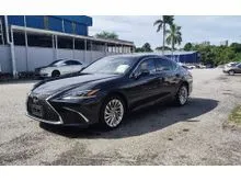 Recon 2021 Lexus ES 250H 2.5 Luxury Sedan - 5A