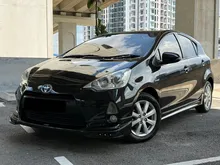 2014 Toyota Prius C 1.5  TRD Hybrid Hatchback - NEWBATT/1OWNER