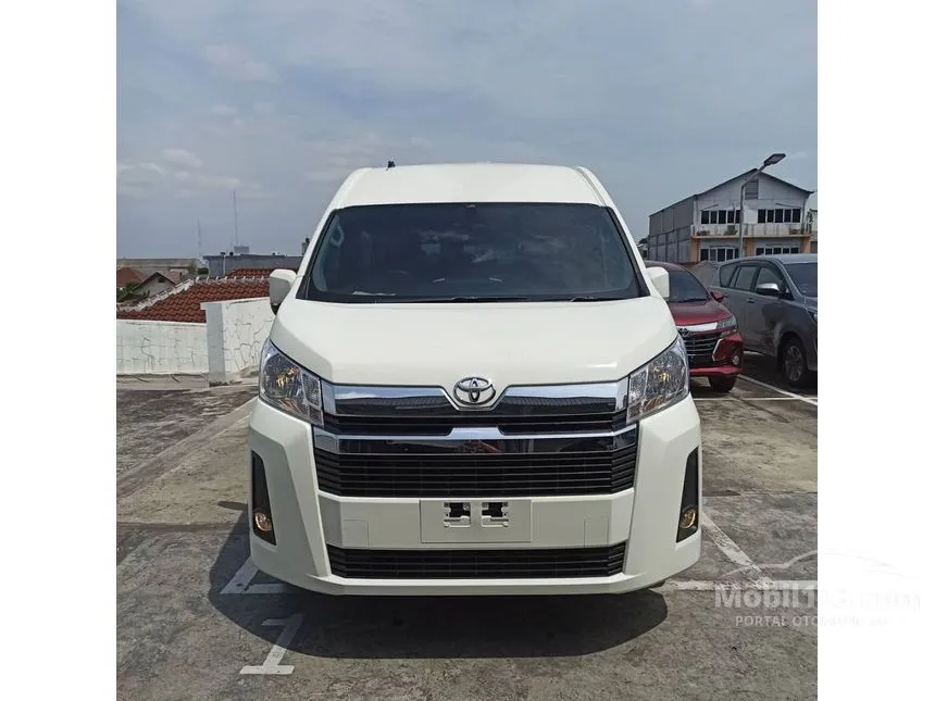 Jual Mobil Toyota Hiace 2025 Premio 2.8 di DKI Jakarta Manual Van Putih Rp 740.000.000