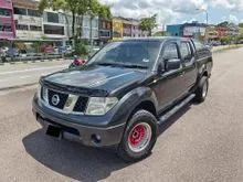 2011 Nissan Navara 2.5AT 4X2 LOAN KEDAI