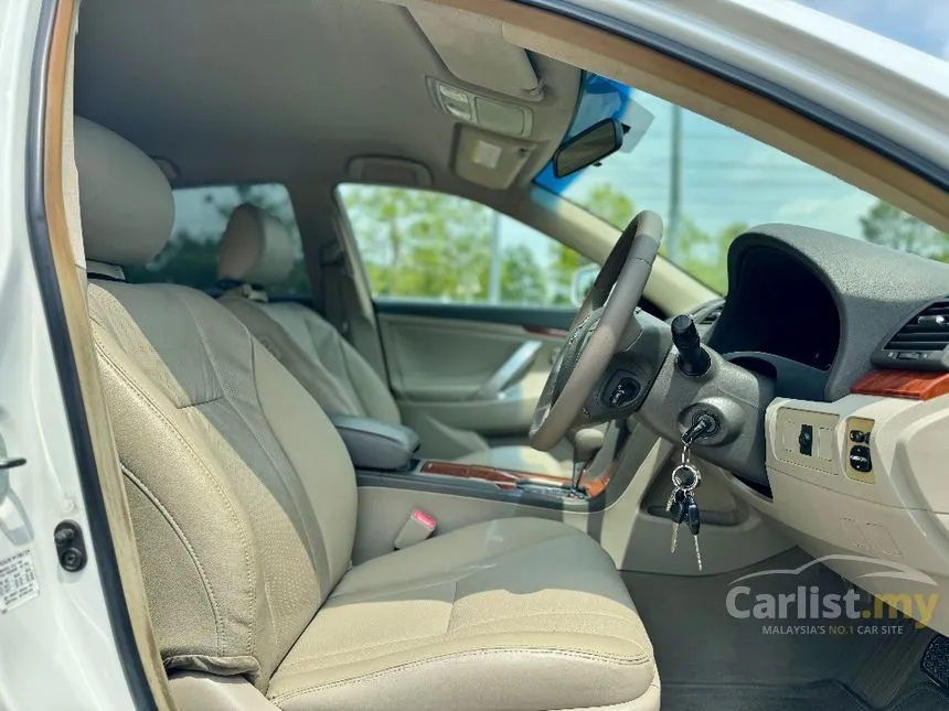 2010 Toyota Camry G Sedan