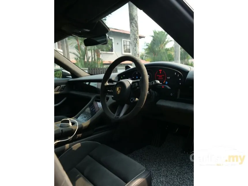 2024 Porsche Taycan GTS Sedan