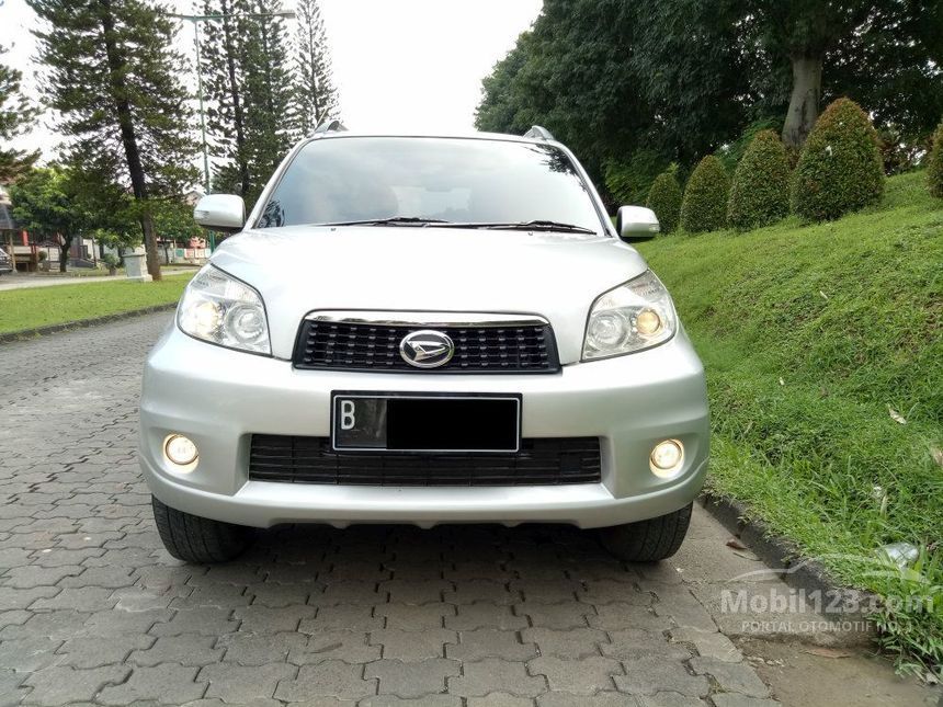 Jual Mobil  Daihatsu  Terios  2010 TX 1 5 di Jawa  Barat  