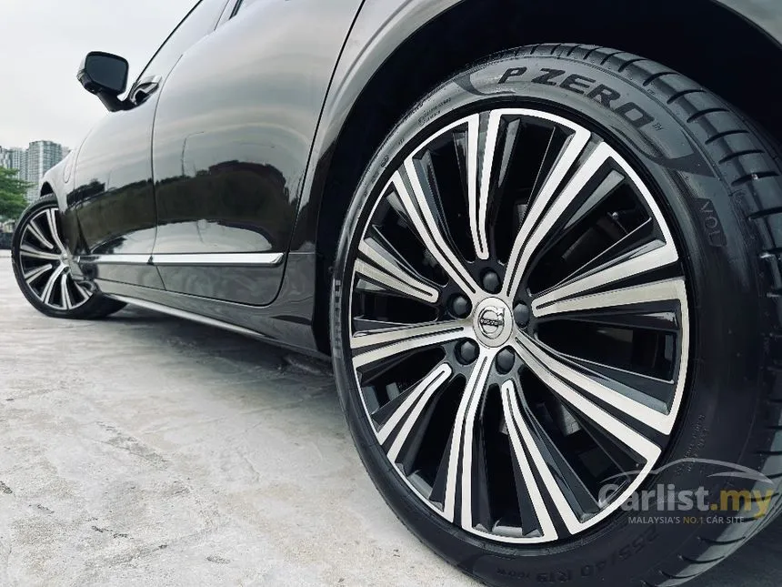 2021 Volvo S90 Recharge T8 Inscription Plus Sedan