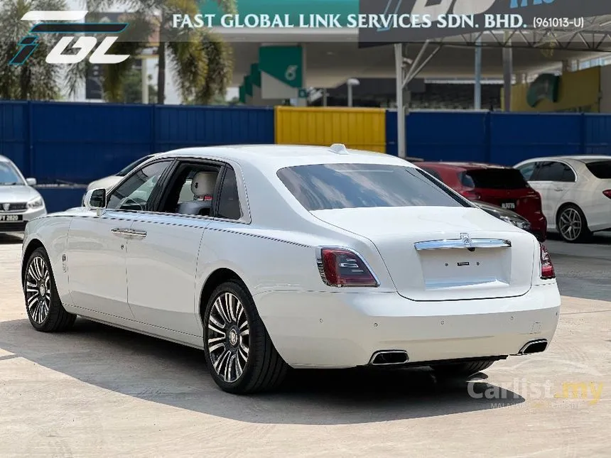 2022 Rolls-Royce Ghost Sedan