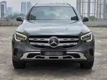 2020 Mercedes-Benz GLC200 2.0 Facelift With Apple Carplay 9 Speed Gear Pirelli Tyre Front and Rear