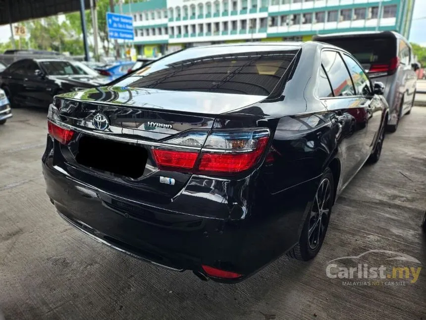 2015 Toyota Camry Hybrid Sedan