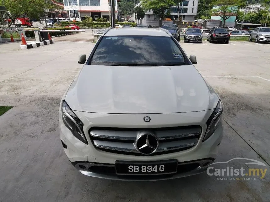 2016 Mercedes-Benz GLA200 SUV
