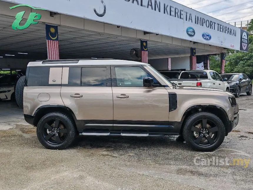 2024 Land Rover Defender 110 P300 SE SUV