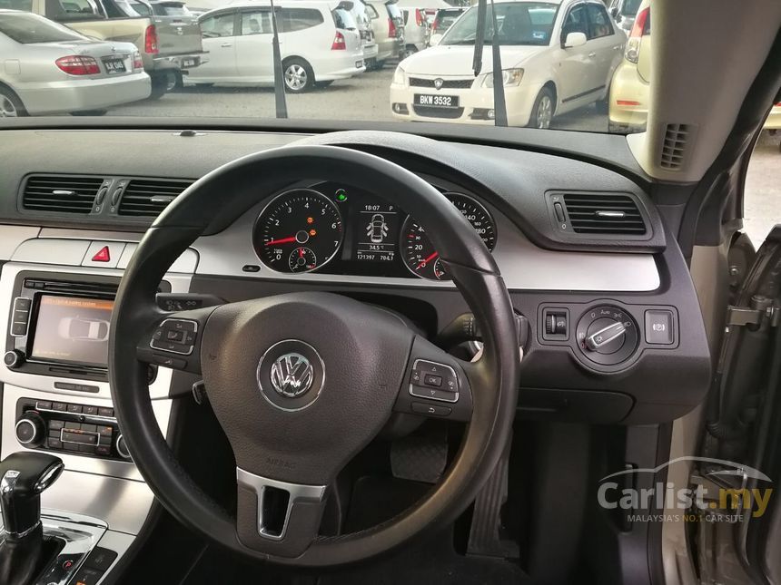 Volkswagen Passat 2012 CC TSI Comfortline 2.0 in Kuala 