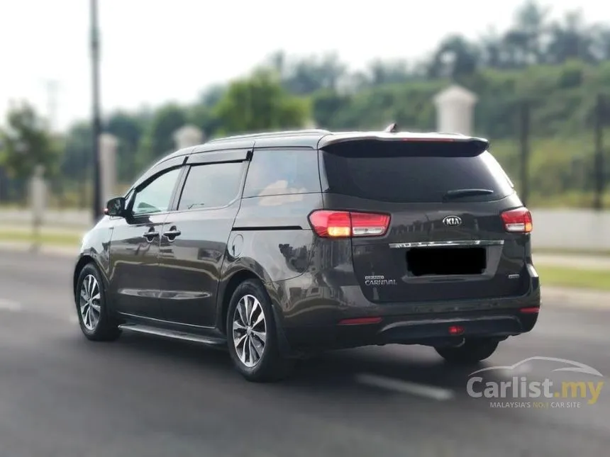 2017 Kia Grand Carnival CRDi MPV