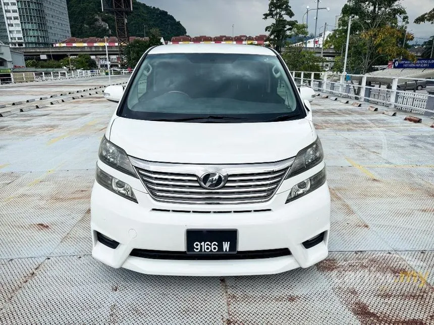 2011 Toyota Vellfire Z MPV