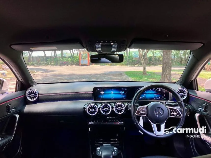 2021 Mercedes-Benz A200 progressive line Sedan