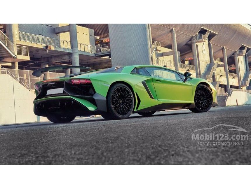 Jual Mobil  Lamborghini  Aventador 2021 LP 700 4 6 5 di DKI 