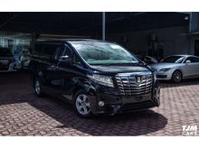 2016 Toyota Alphard 2.5 X 8 seater MPV