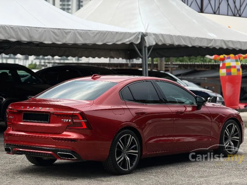 2019 Volvo S60 Recharge T8 R-Design Sedan