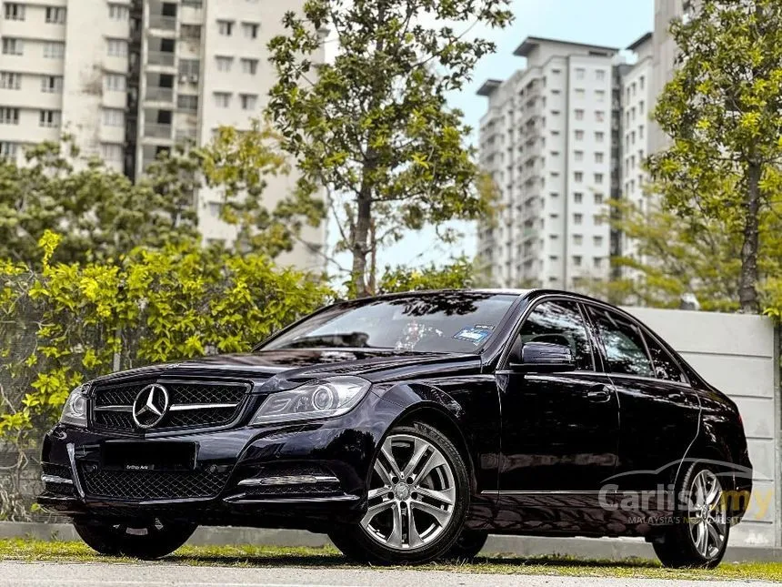 2013 Mercedes-Benz C200 CGI Avantgarde Sedan