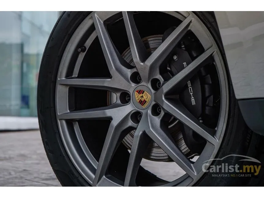 2022 Porsche Macan SUV