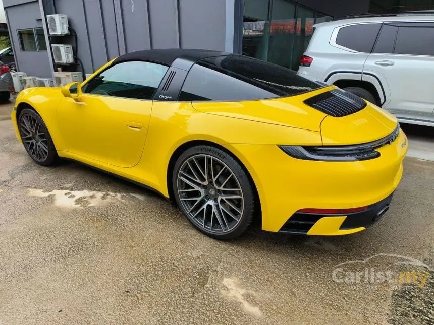 2022 Porsche 911 Carrera 4S Coupe