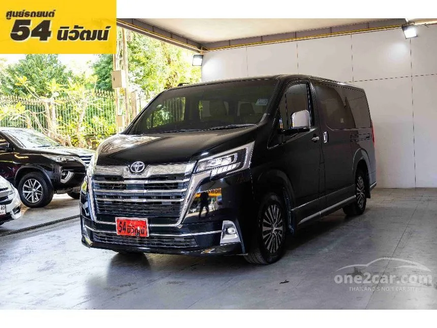 2019 Toyota Majesty Standard Van