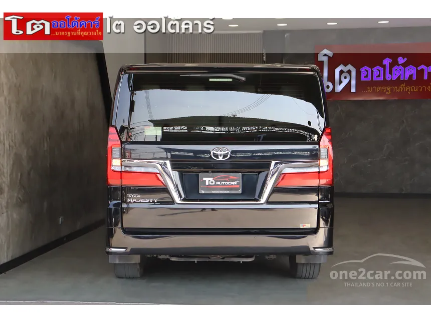 2021 Toyota Majesty Standard Van