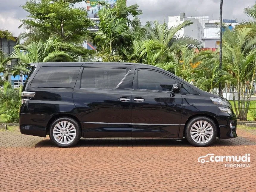 2013 Toyota Vellfire ZG MPV