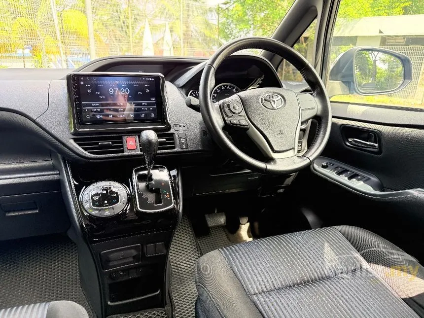 2017 Toyota Voxy ZS Kirameki Edition MPV