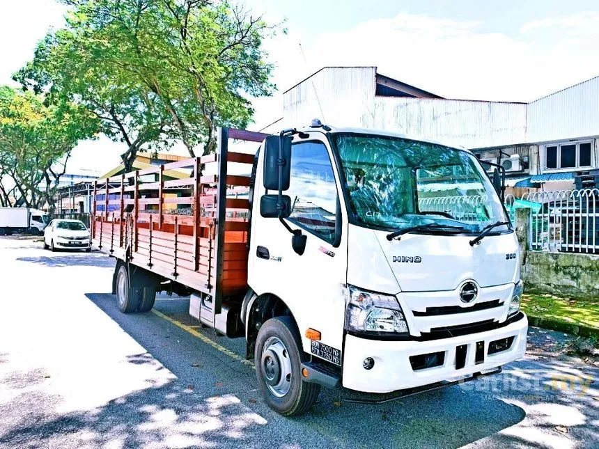 2022 Hino 300 Series Lorry