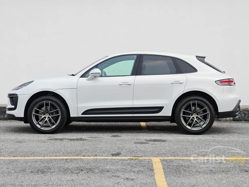 2022 Porsche Macan SUV