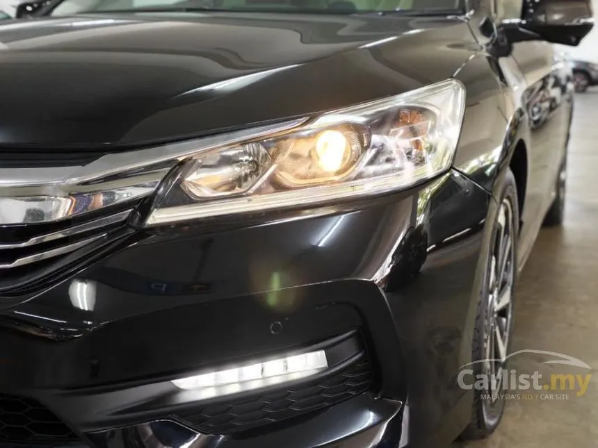 2017 Honda Accord VTi-L Sedan