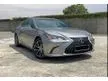 Used 2022 Lexus ES250 2.5 Premium Sedan
