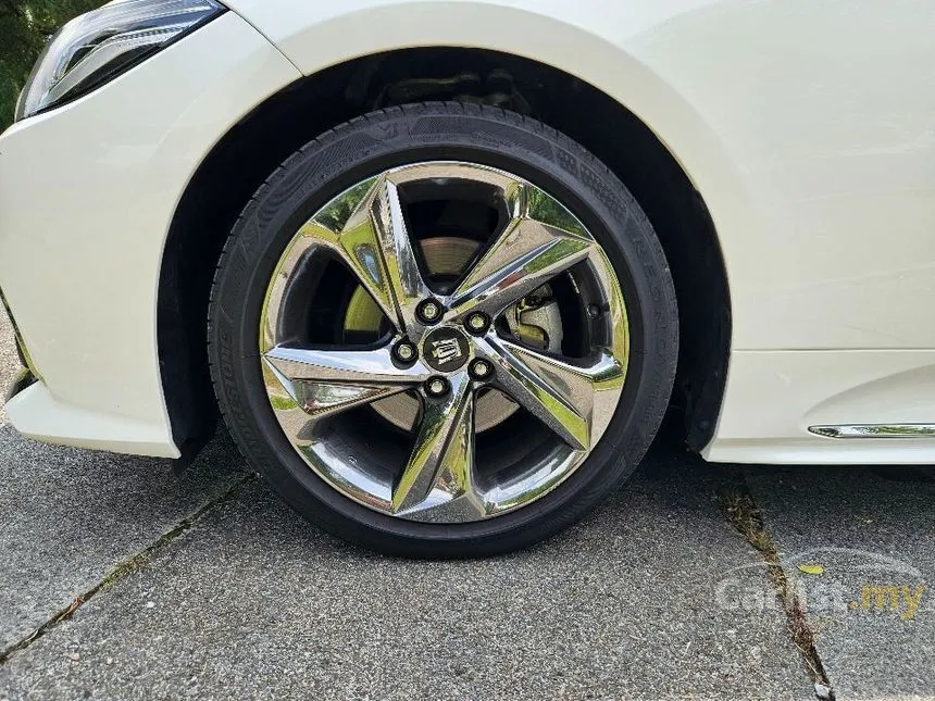 2020 Toyota Crown RS Advance Sedan
