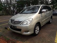 2011 Toyota Innova 2.0 SUV Offroad 4WD