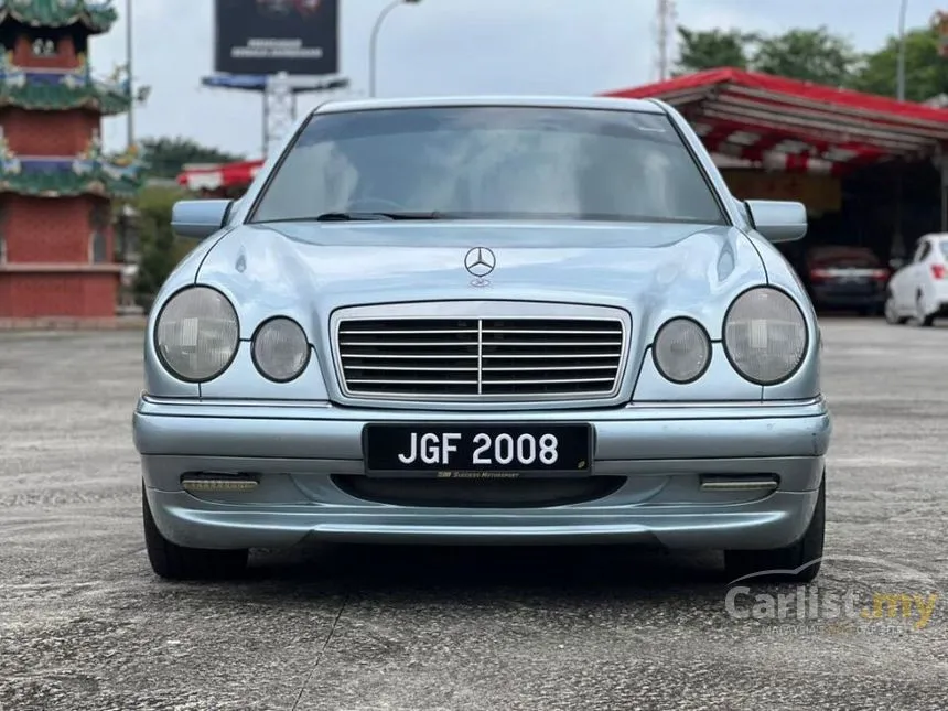 1998 Mercedes-Benz E230 Classic Sedan