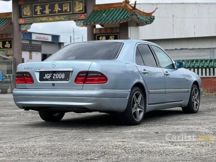 1998 Mercedes-Benz E230 Classic Sedan