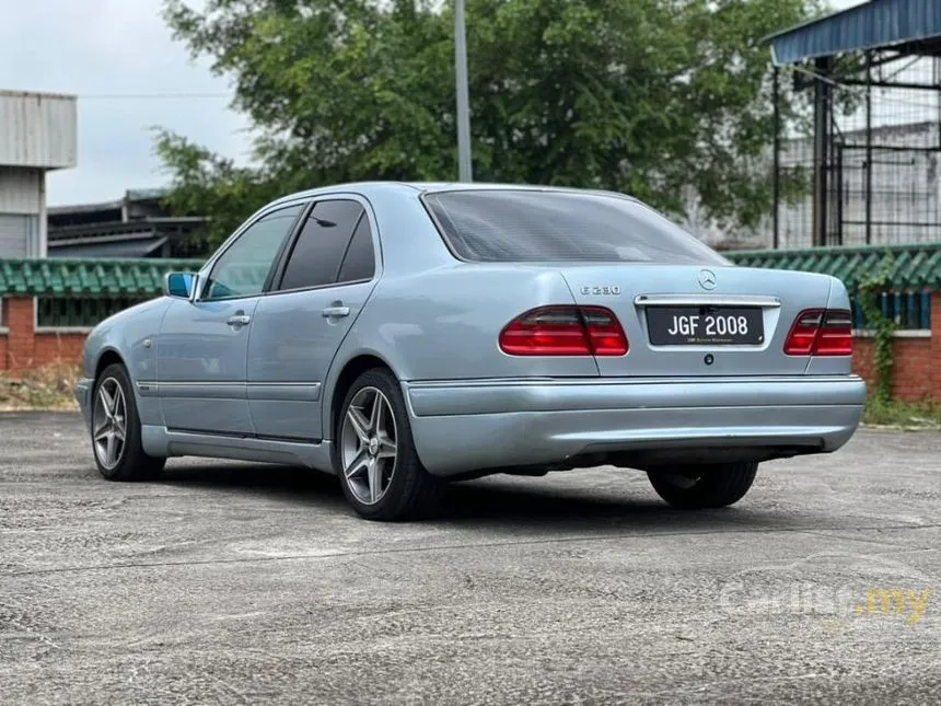 1998 Mercedes-Benz E230 Classic Sedan