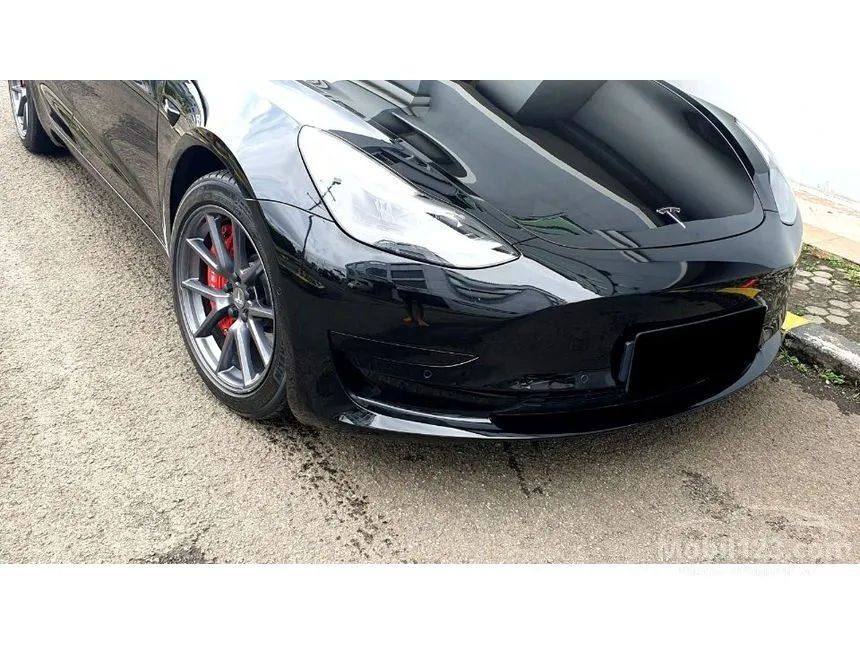 2021 Tesla Model 3 Standard Range Plus Sedan