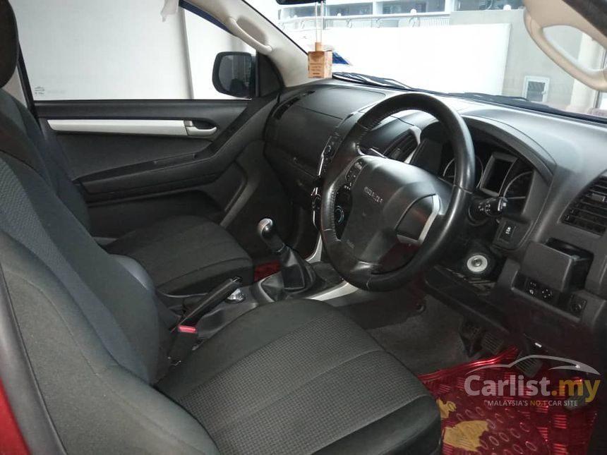 2015 Isuzu D-Max Dual Cab Pickup Truck
