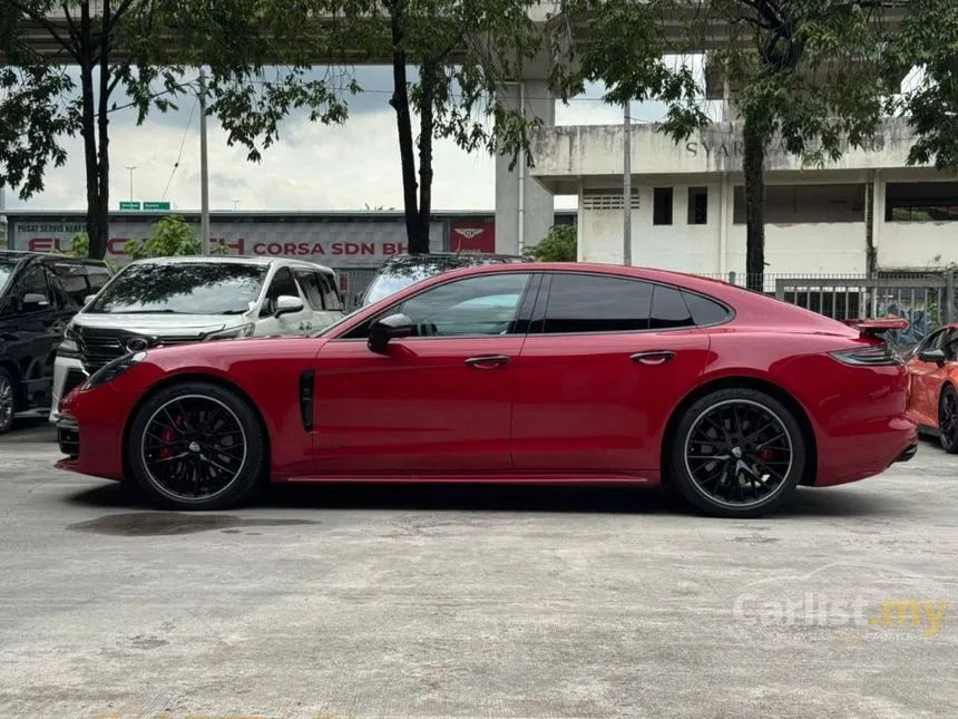 2019 Porsche Panamera GTS Hatchback